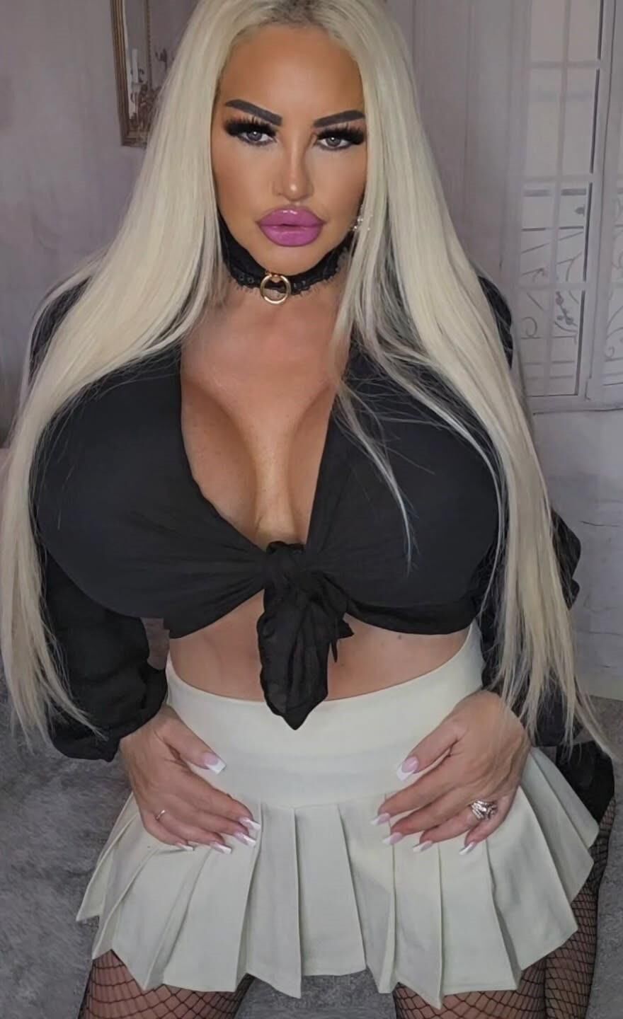 Dolly Doll 