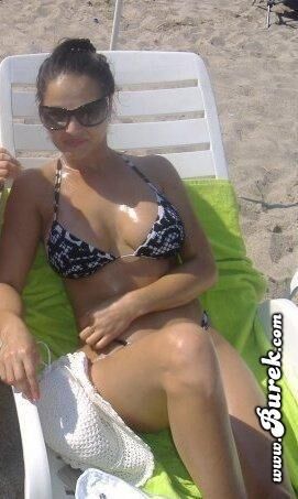 BUSTY TINA