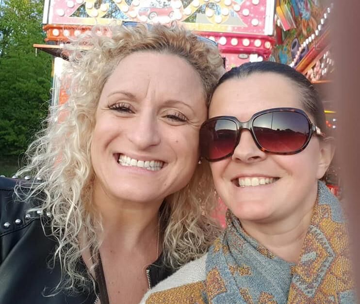 La salope a toujours une copine