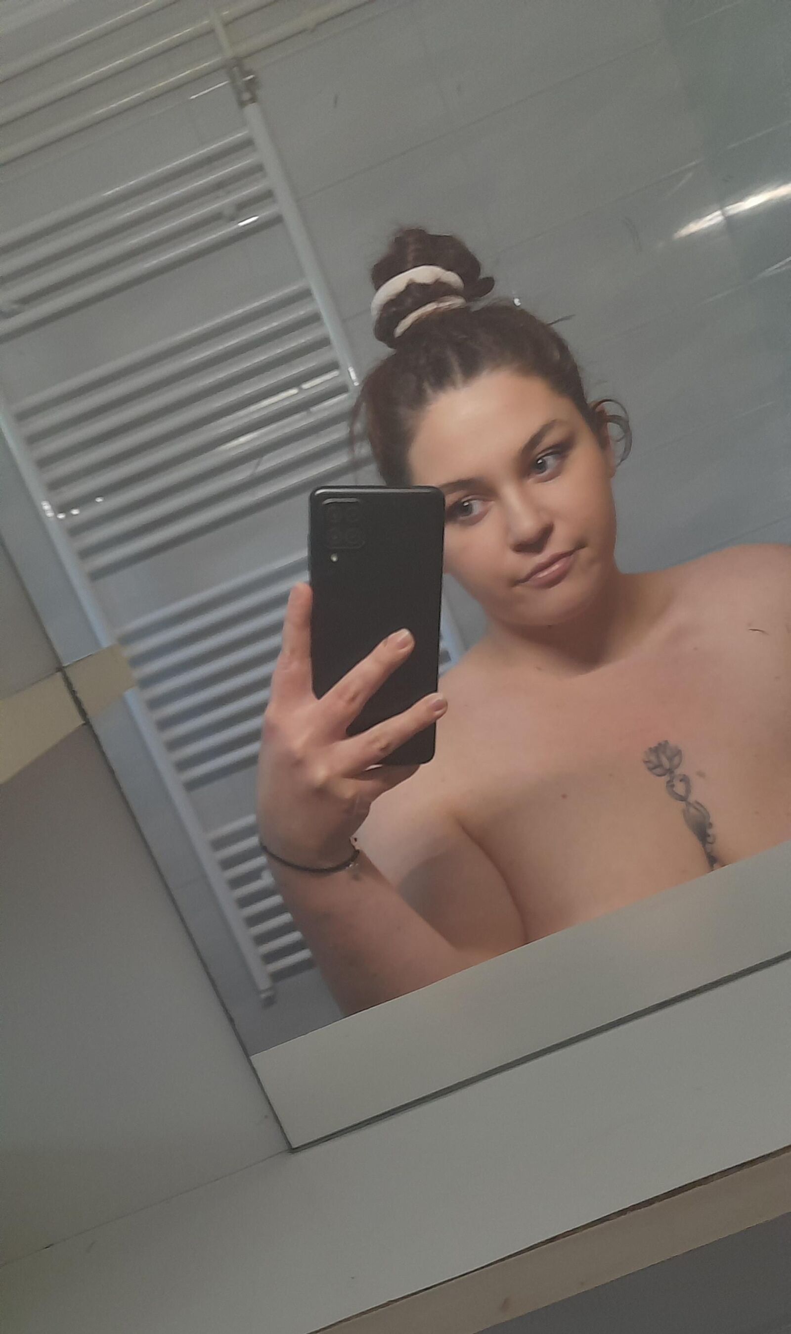 Cute amateur big tits chubby/bbw girl 