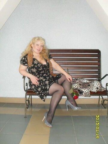 ぽっちゃりしたロシアの熟女マリシカ