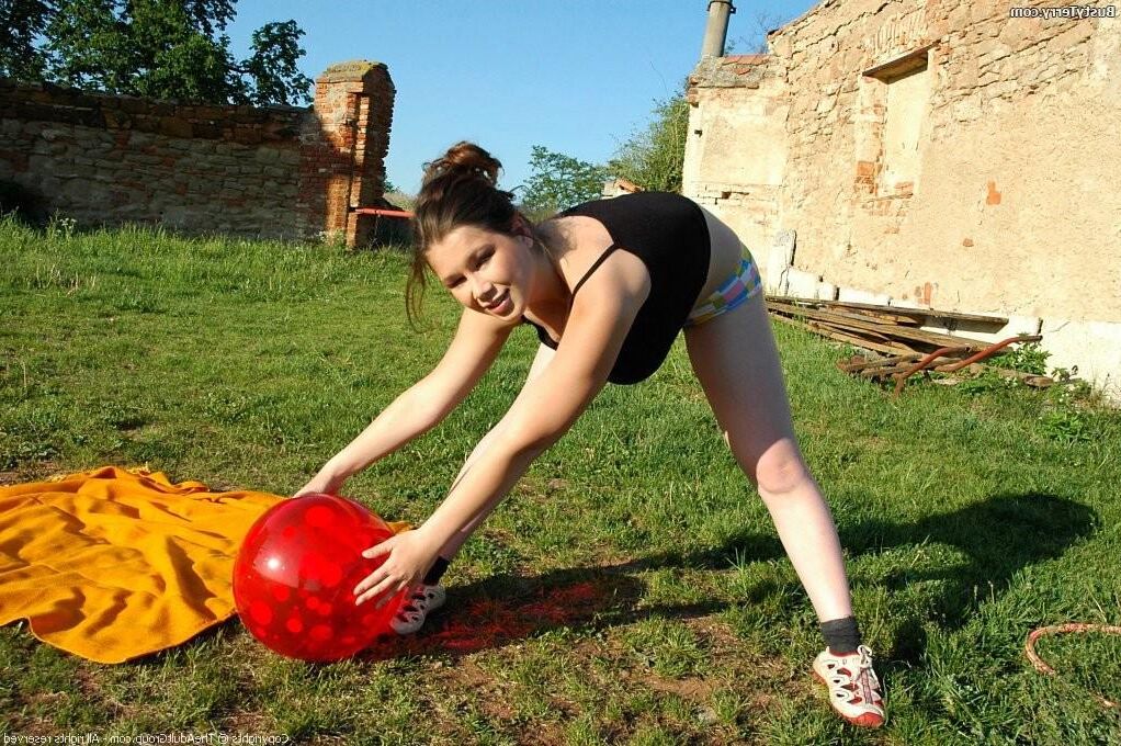 Terry Nova Red Ball