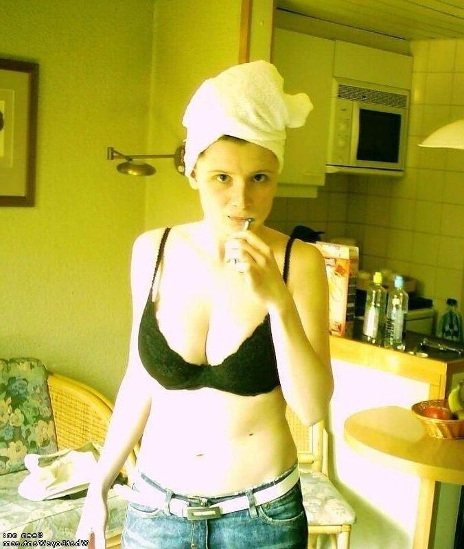 ¡MILF tetona, tenemos todo corridos para! 