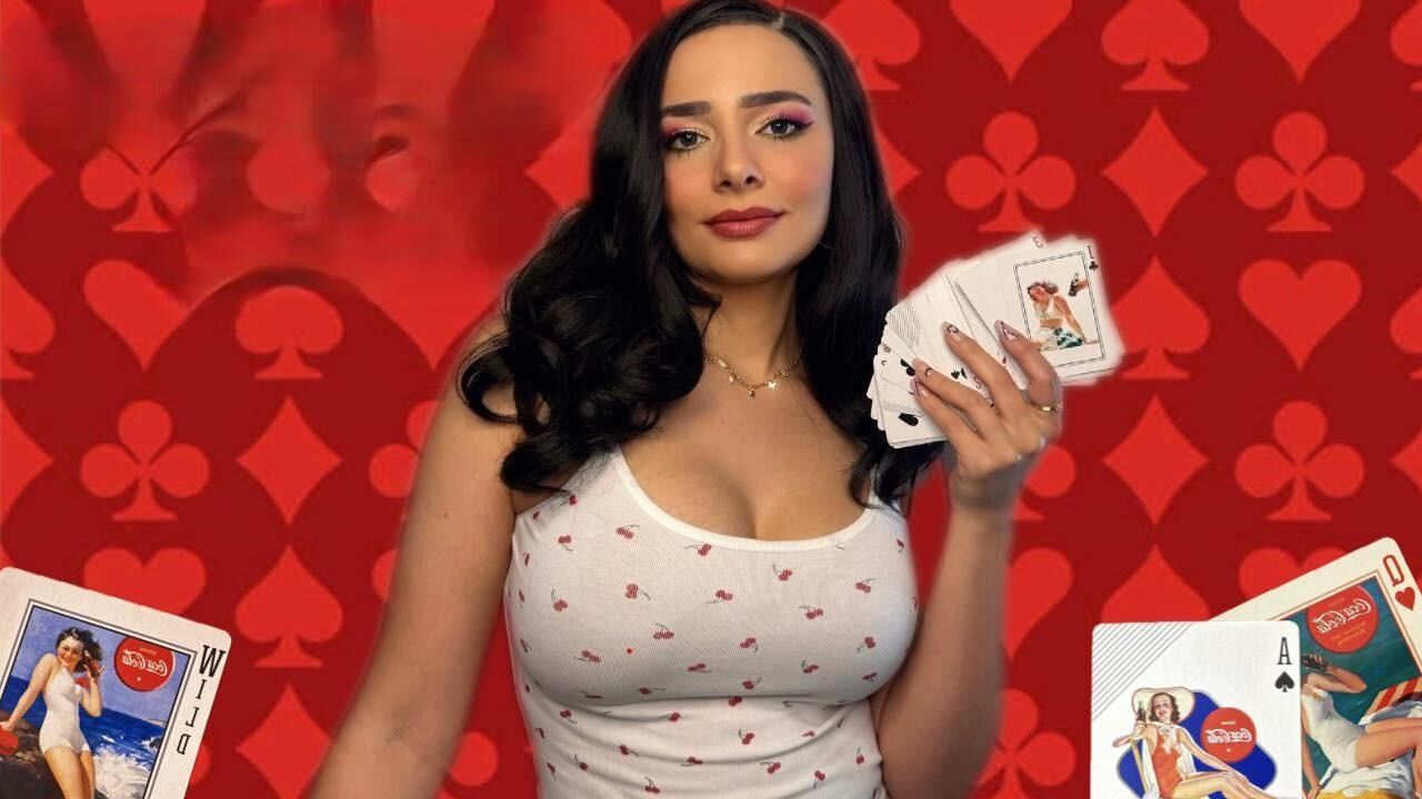 Amalzd Whisper Queen, magníficamente enormes tetas, boca sexy
