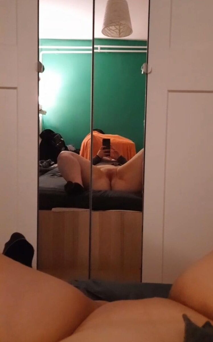 Cute amateur bbw chubby nude posing