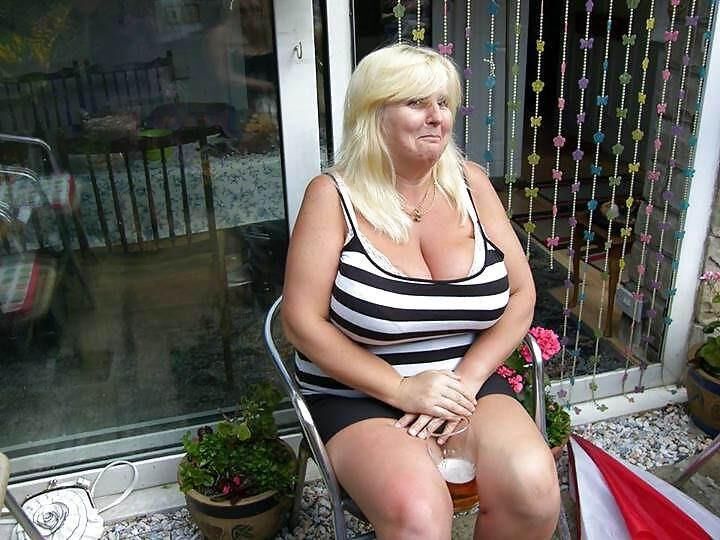 Candid Big Breasts #