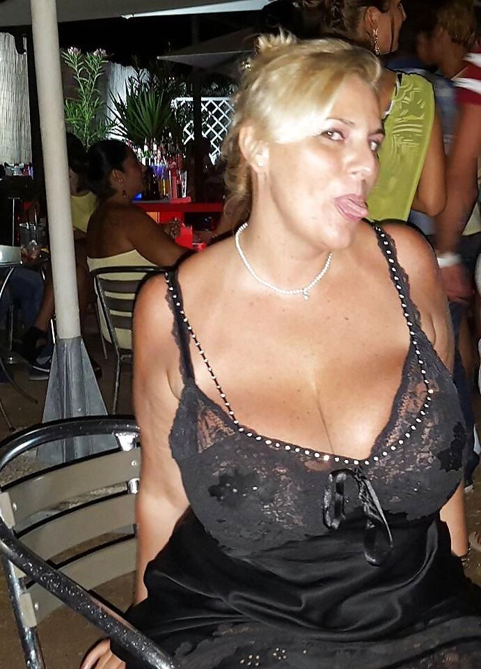 Candid Big Breasts #