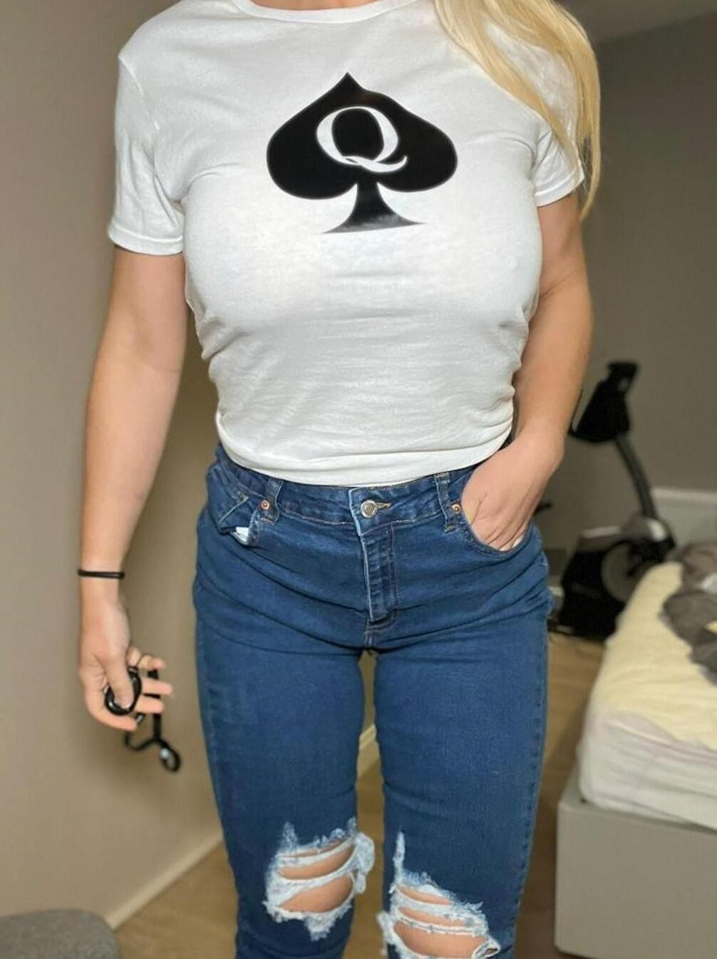 Blonde Milf Qos