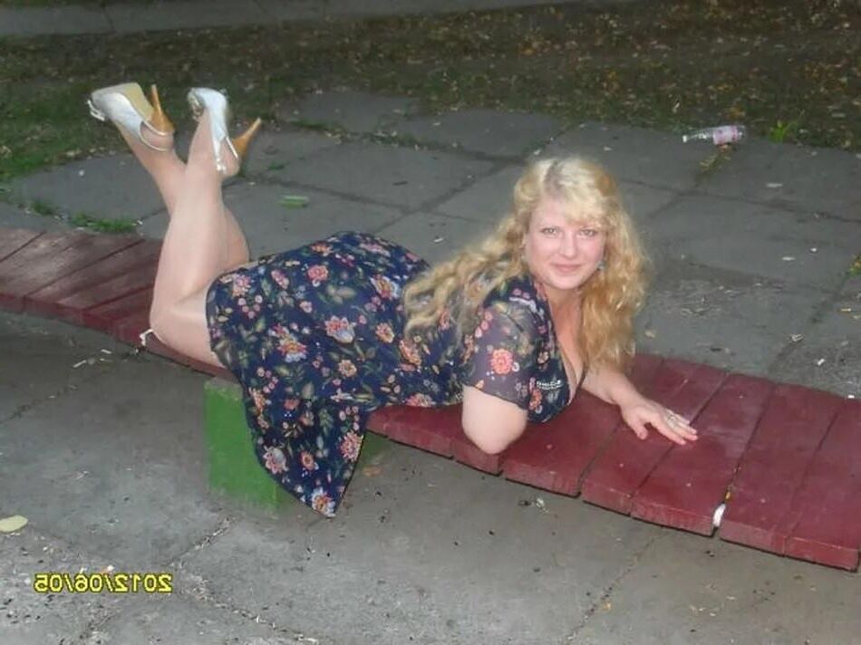 ぽっちゃりしたロシアの熟女マリシカ