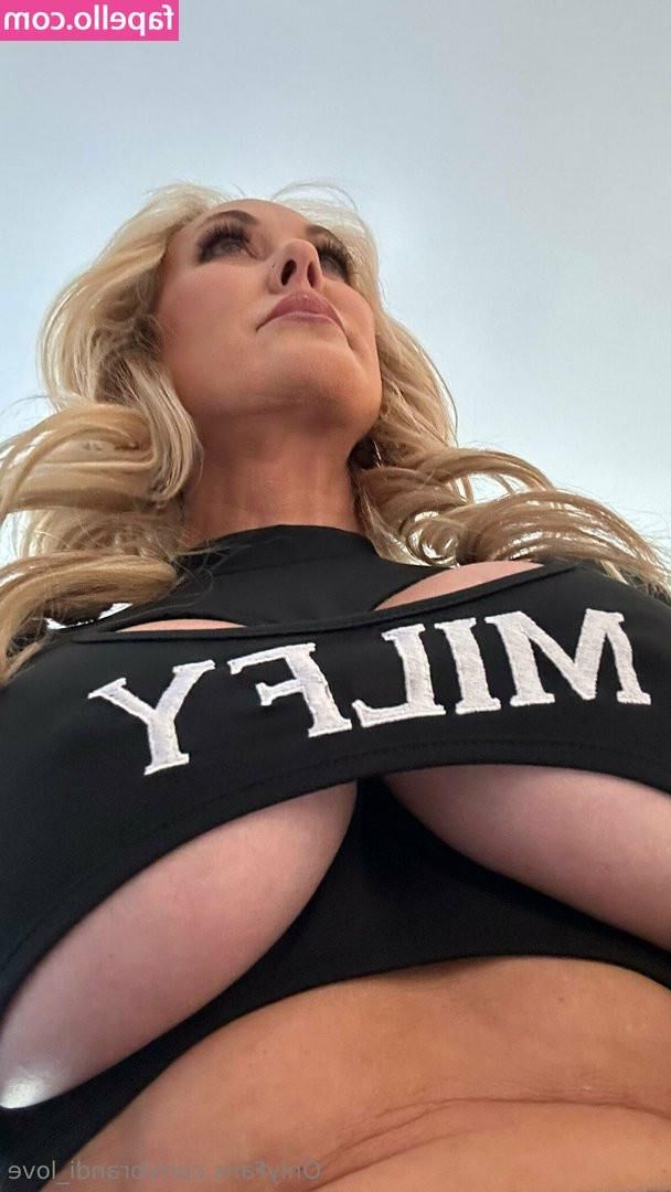 Unter Boob ist die neue Spaltung