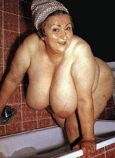 Boooooooooooooooooooooobies