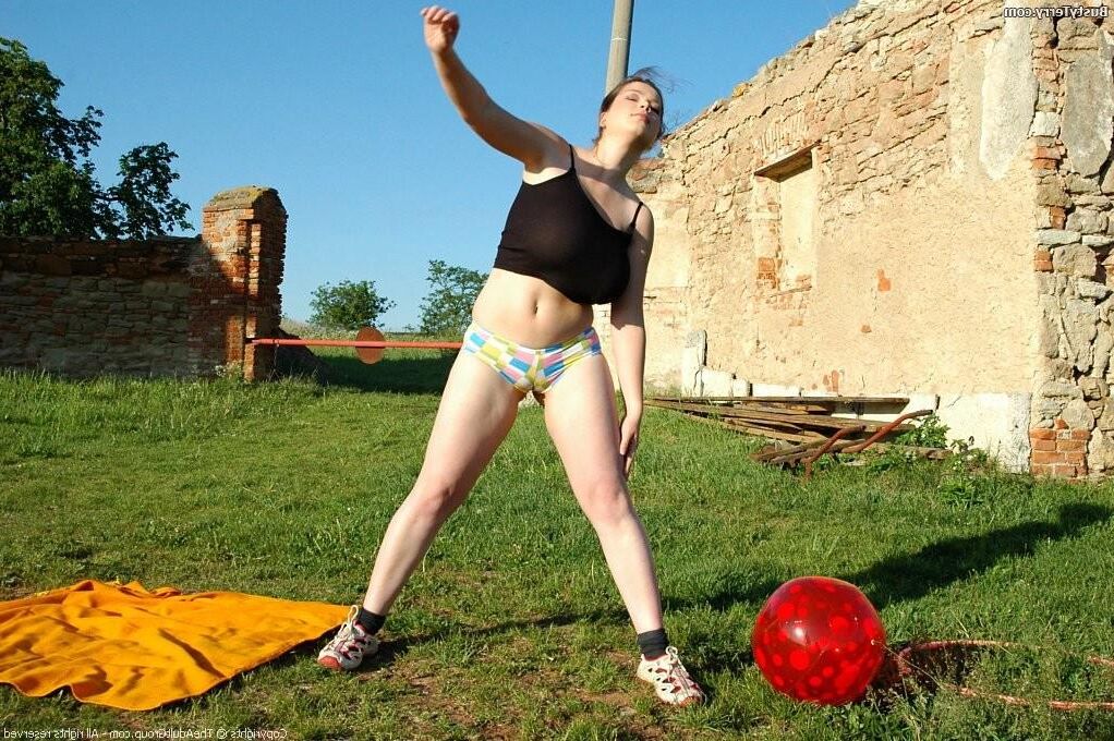 Terry Nova Red Ball