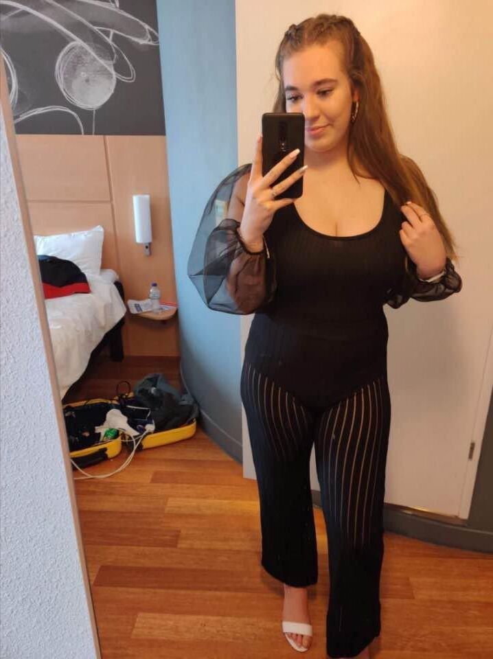 Wife Exposed Big Tits 