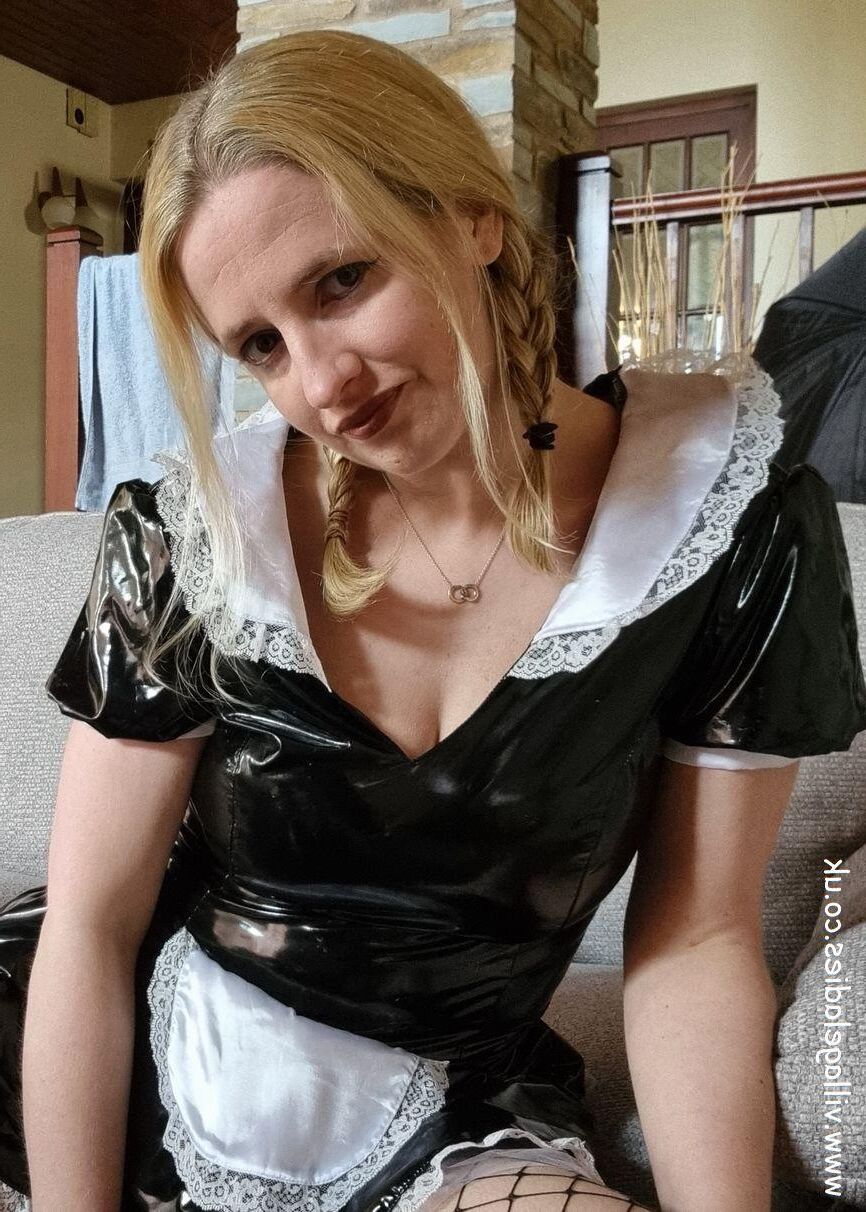 . Saga Chunky Blonde MILF