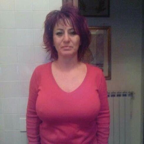 Top Busting Big Raste und Oma Titten