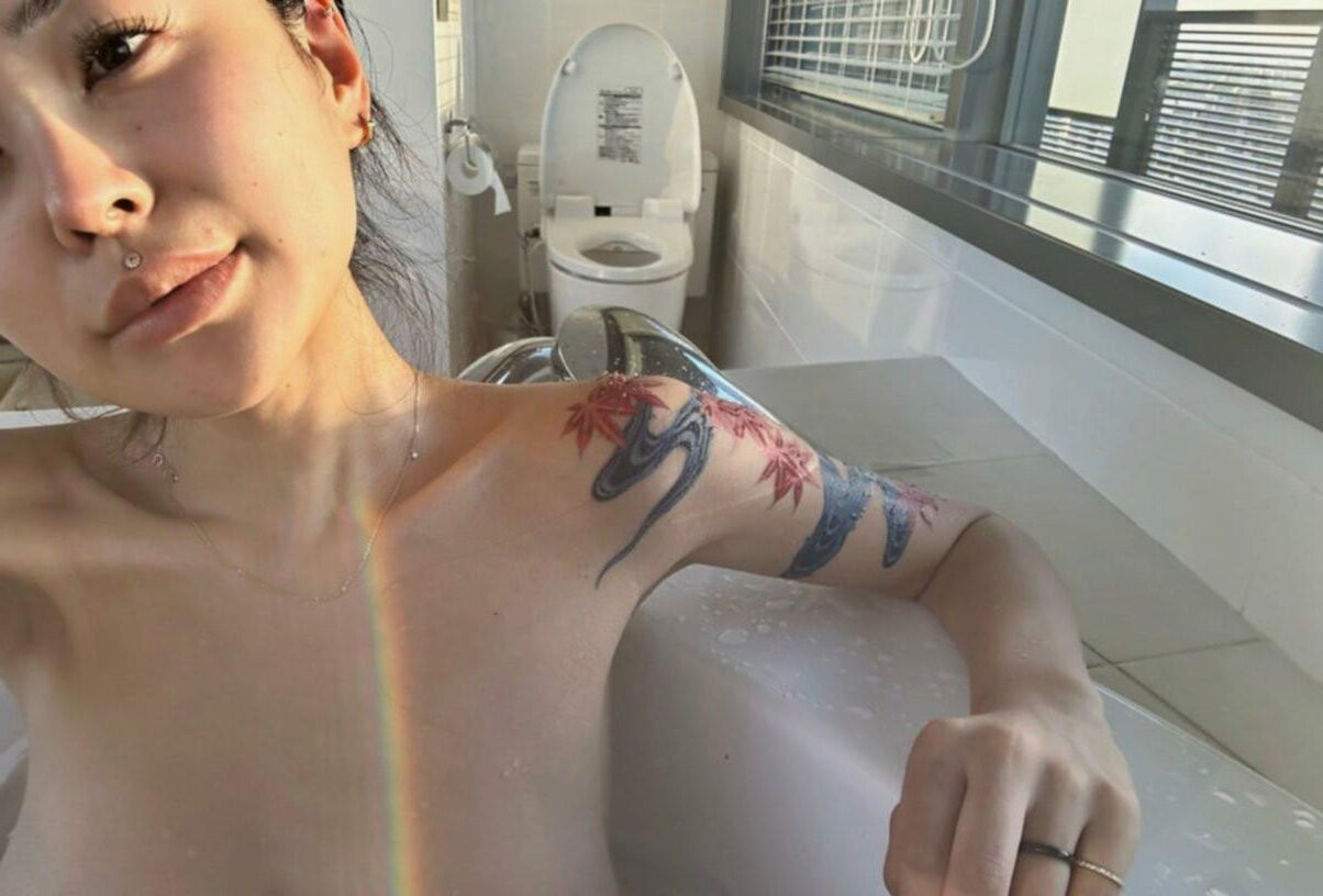 I Wanna Have Sex With This Big Titty Asian 