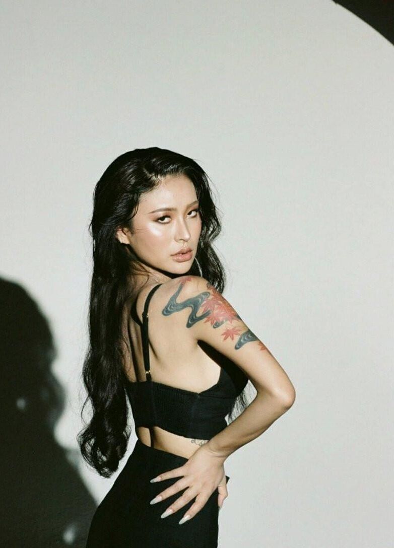 I Wanna Have Sex With This Big Titty Asian 