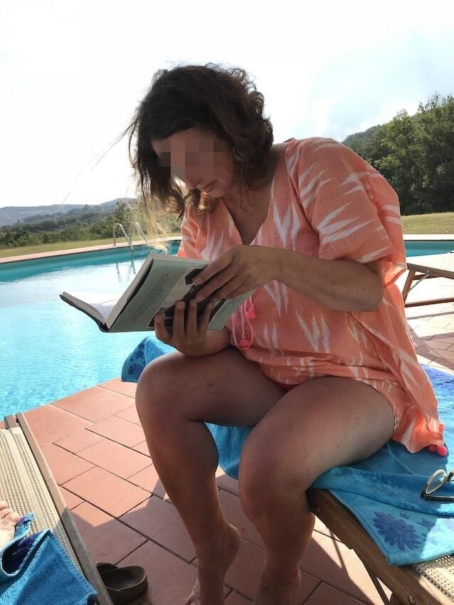 Frau / (nicht bewusst)