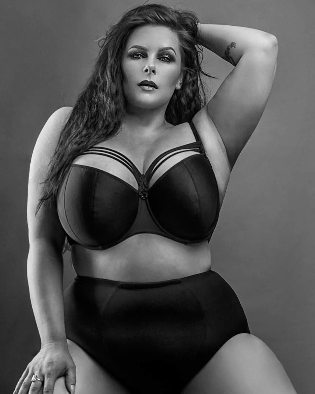 Louise Varns Dessous