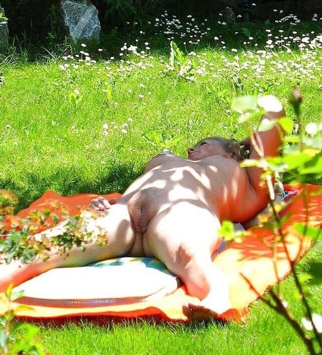 Alle erwachsen jetzt: die Tochter des Nachbarn /