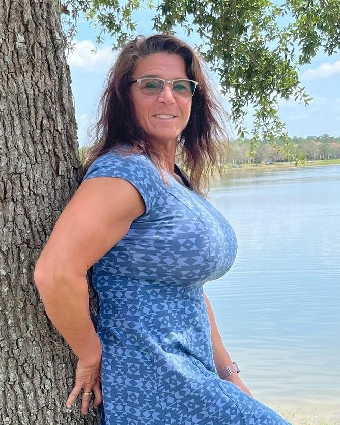 Gymkim vollbusige Fitness Gilf