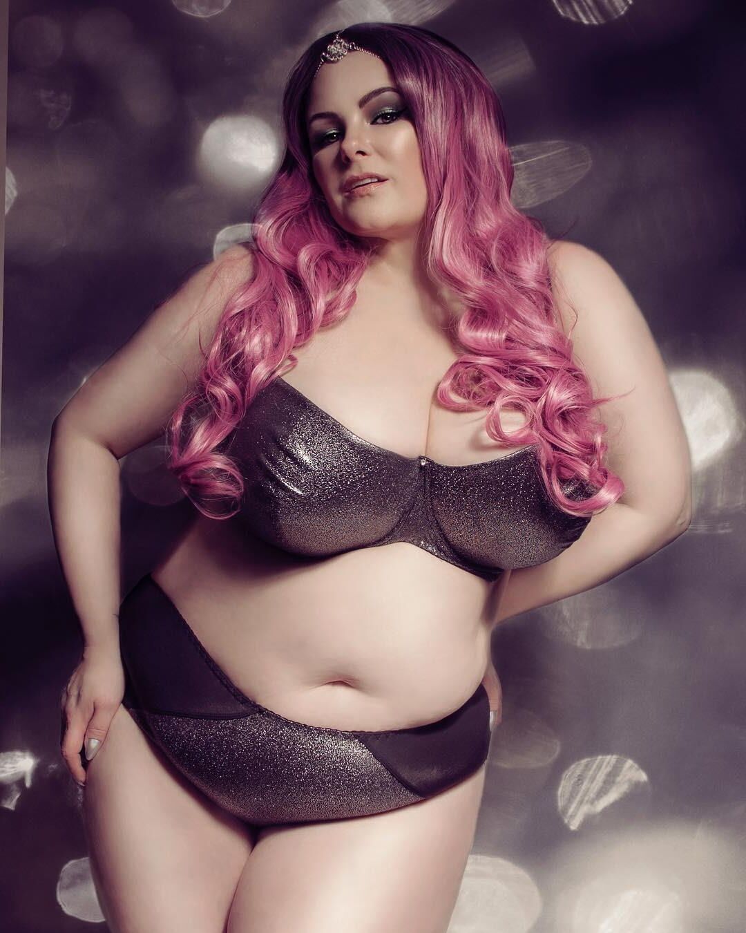 Louise Varns Dessous