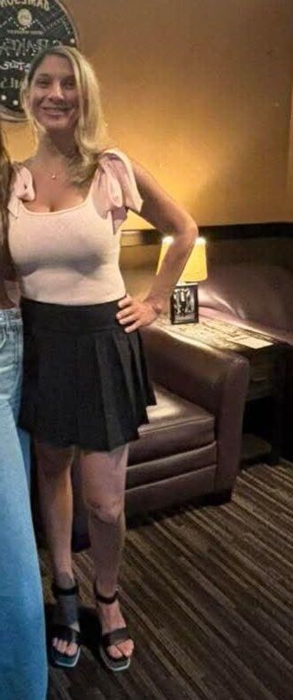 Sexy Milf Lauren