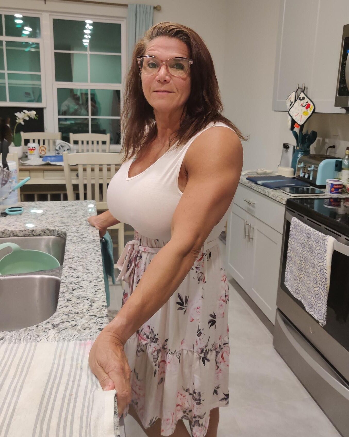 Gymkim vollbusige Fitness Gilf