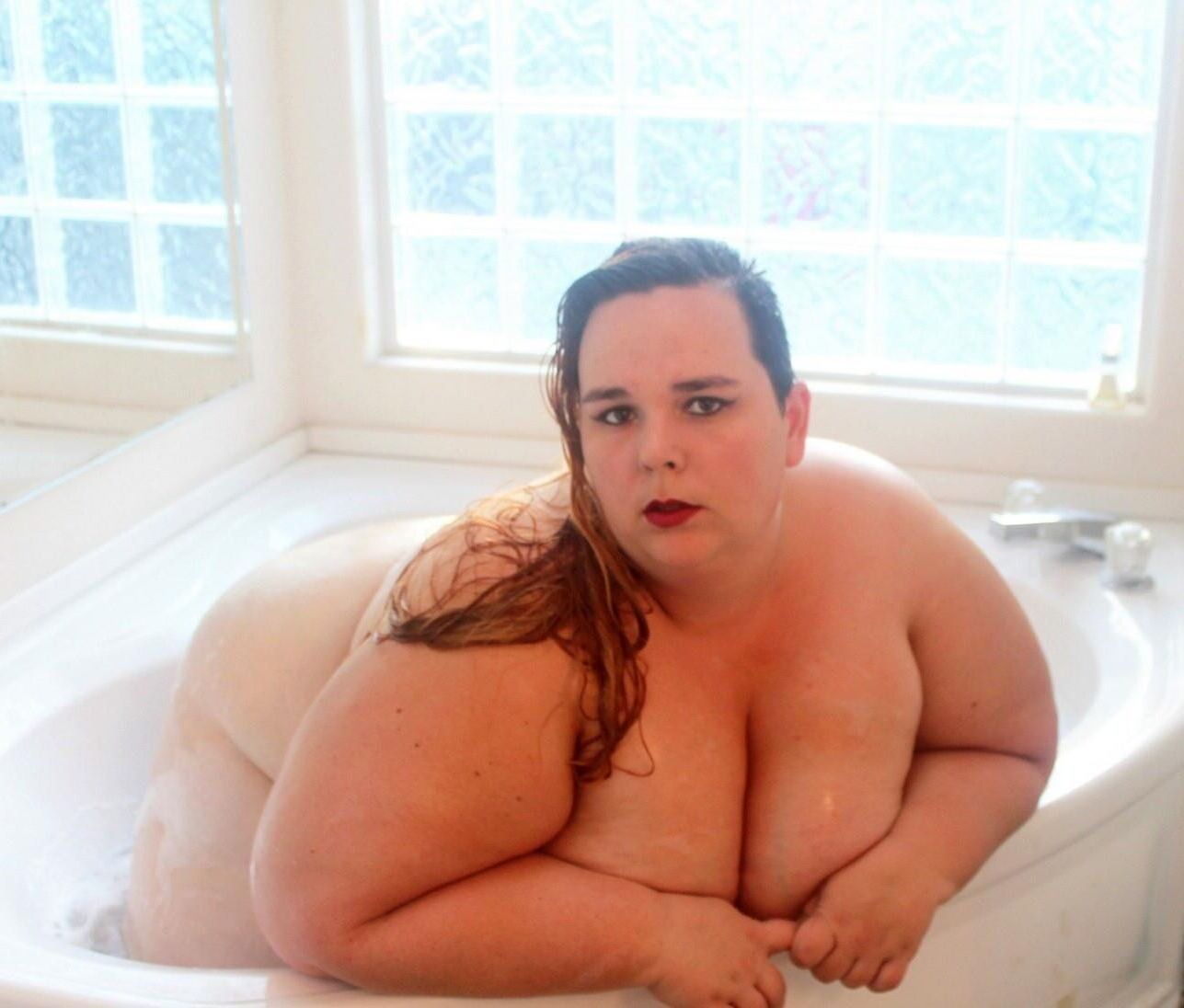 Dans Le Bain Avec Ssbbw yvonne