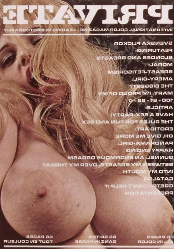 Goddesses de bosomía desnuda en revistas
