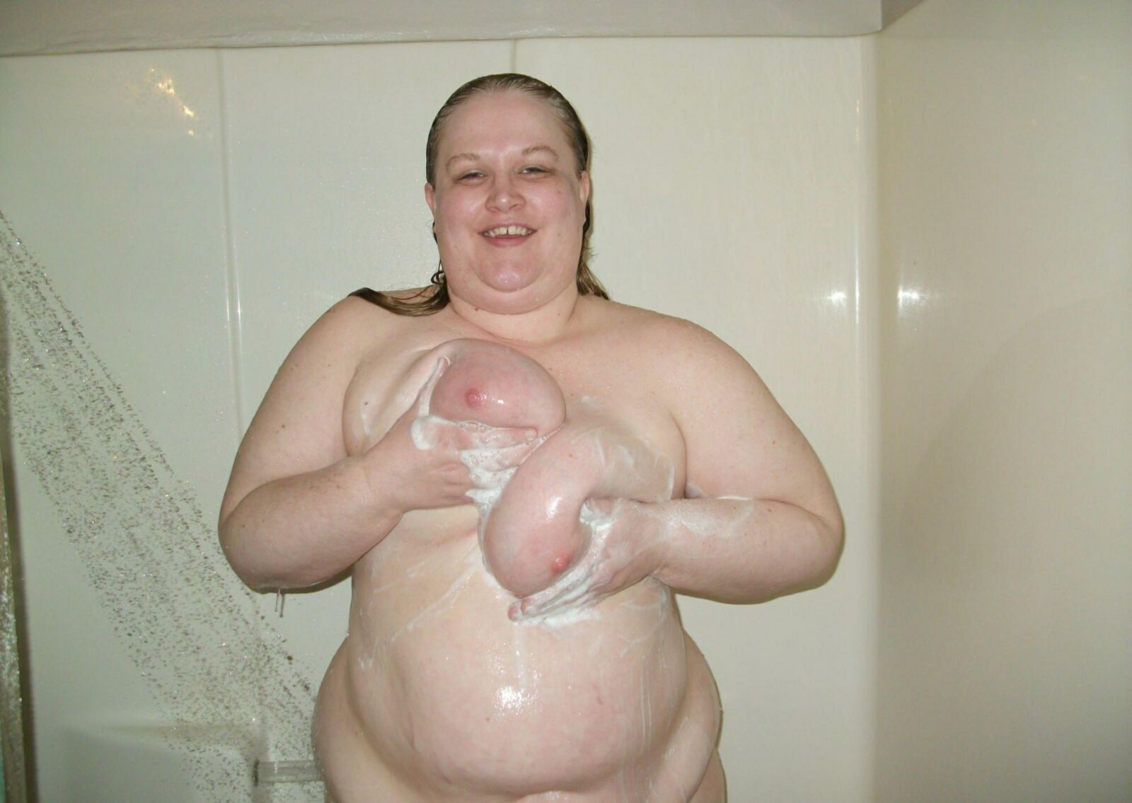 Bain Ou Douche Pour Grosses Et Magnifiques Dodues