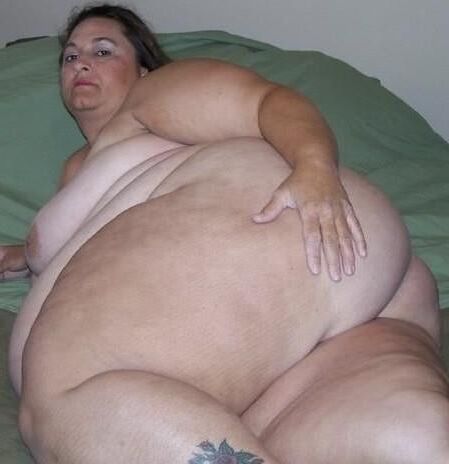 SSBBW бабушка и зрелые любители