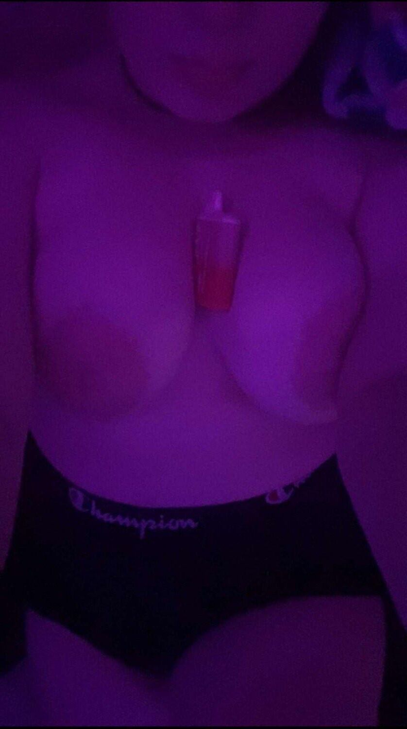 T@y