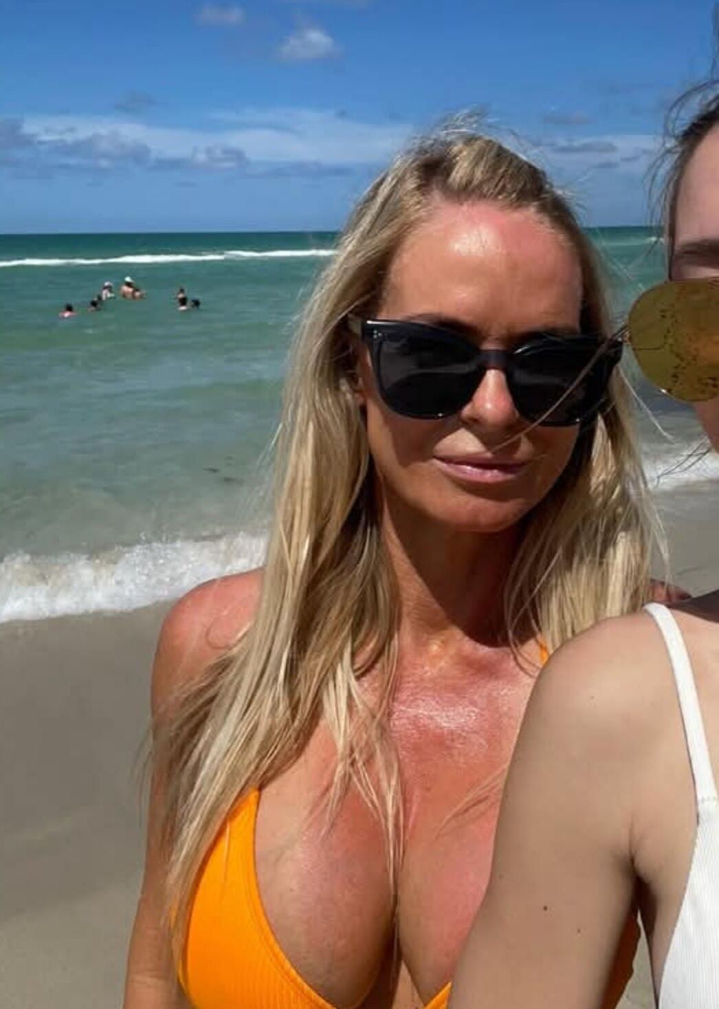 Seine Mutter sieht aus wie ein Pornostar