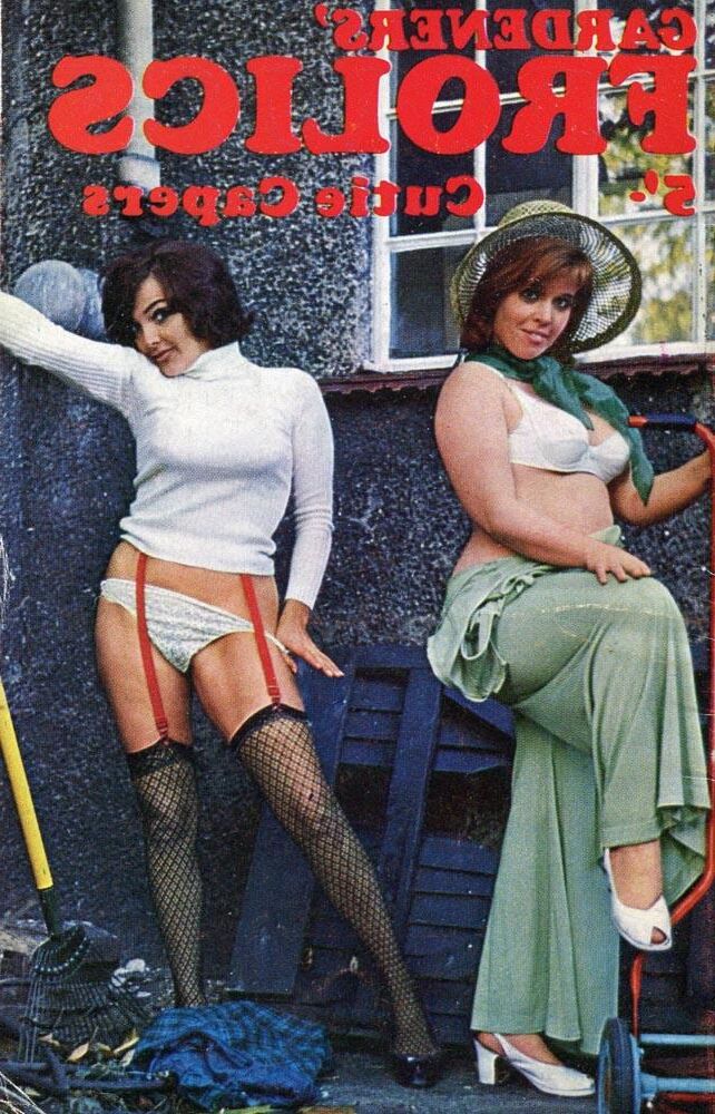 Bosomy Goddesses bare in mags 