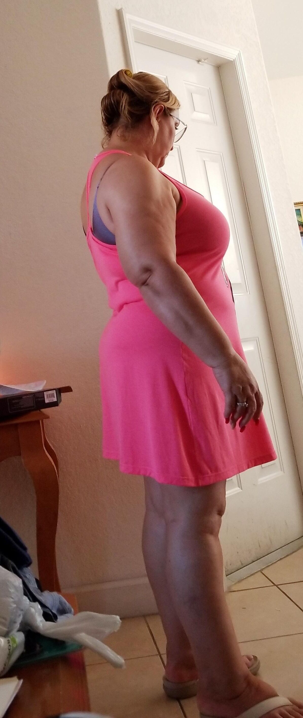 Schlampe Mit Großen Titten Big Tit Slut Tetona