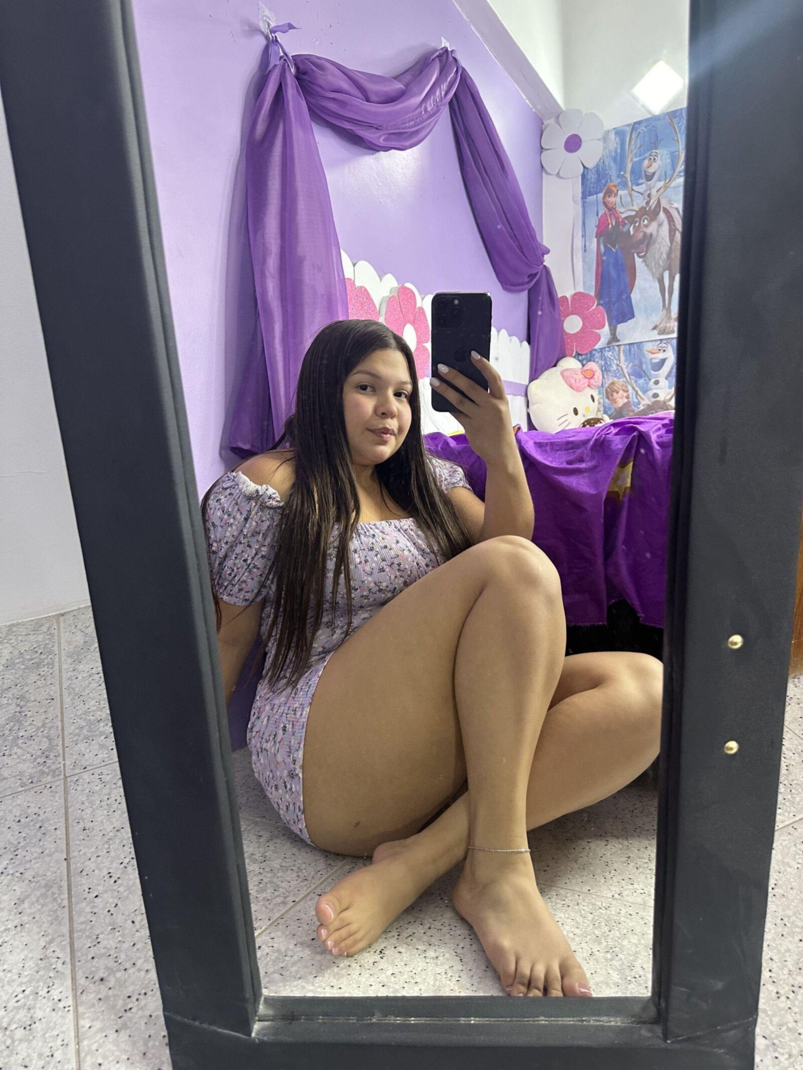 Gigglybaby_ (kiki) (BBW)