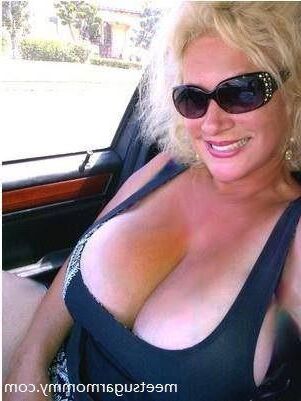 lady"s with nice Curves (Mix) 