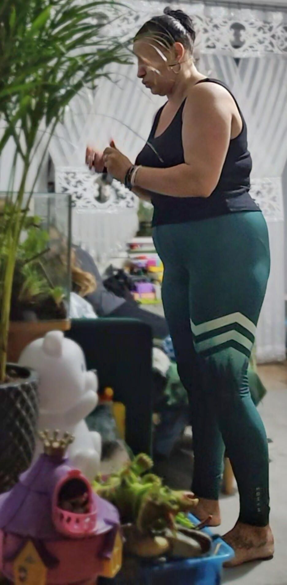 pizdognioty my polish milf wife cameltoe big ass in leggins 