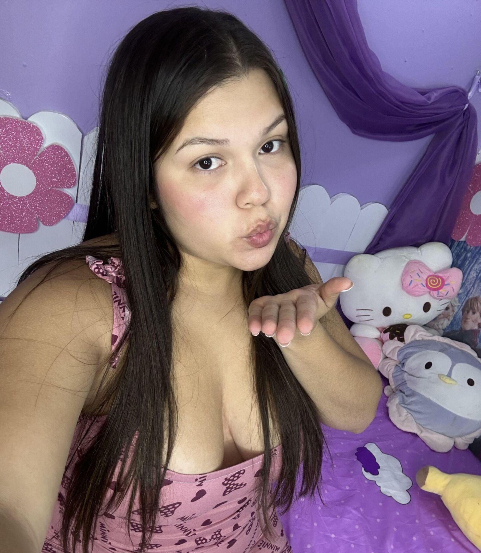 Gigglybaby_ (kiki) (BBW)