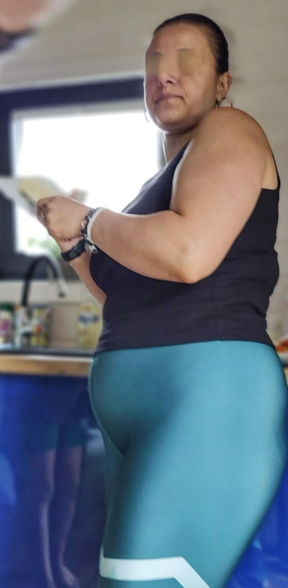 pizdognioty my polish milf wife cameltoe big ass in leggins 
