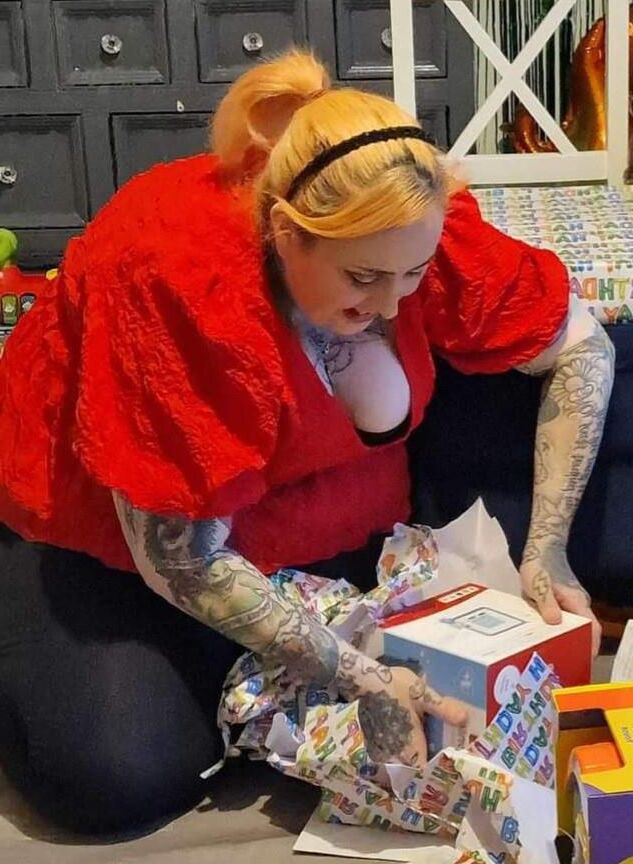 FB BBW Goth Big Tit Slut