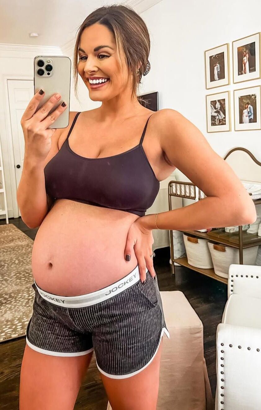 Pregnant IG model wants you to put another baby in her