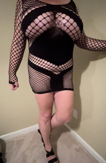 Lateshay HH tits strip tease
