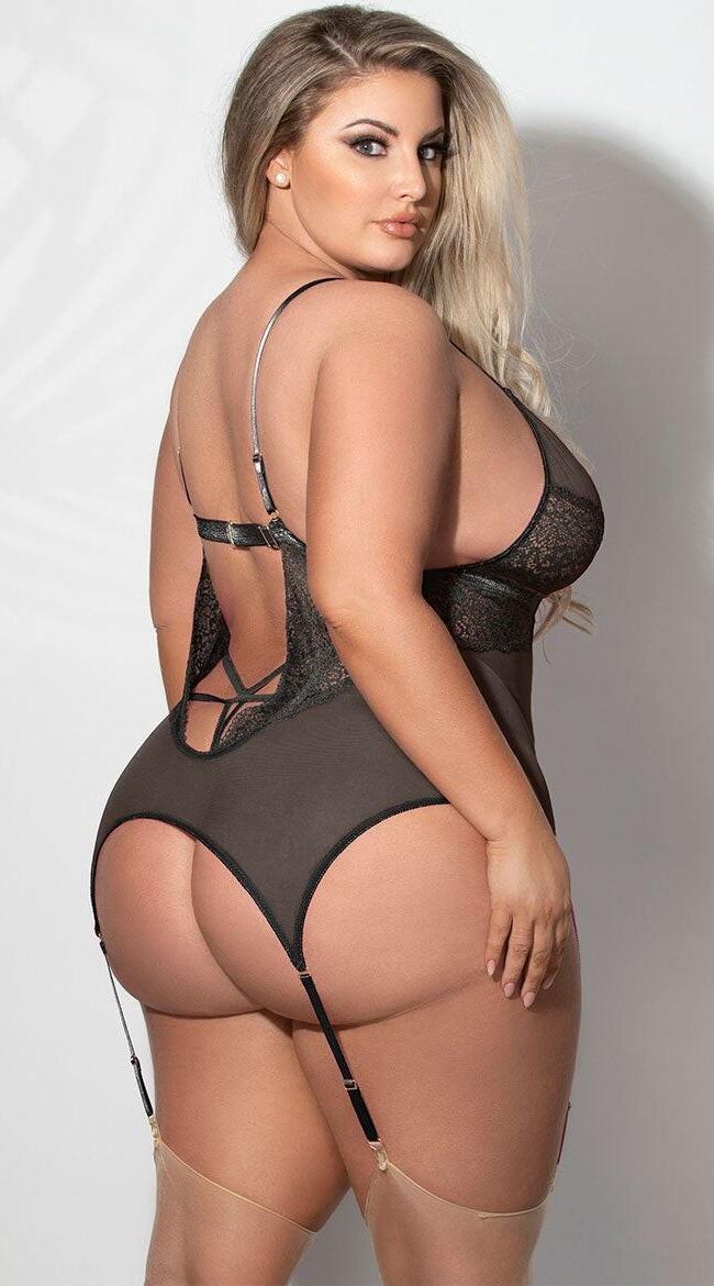 Ashley Alexiss Set 