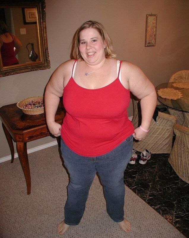 Splendide Jeune Truie avec Grosses Mamelles Ouverte pour Saillie