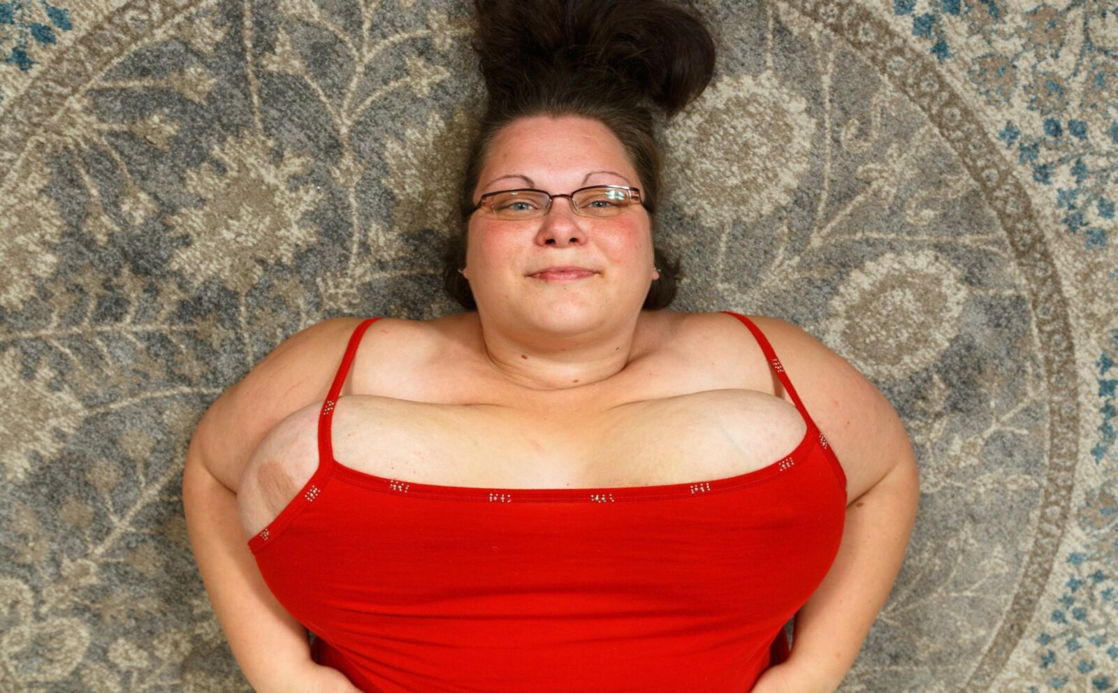 Splendide Truie Viola SSBBW Goddess #