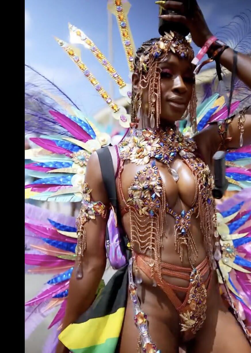 Большая сиська Bajan Girl