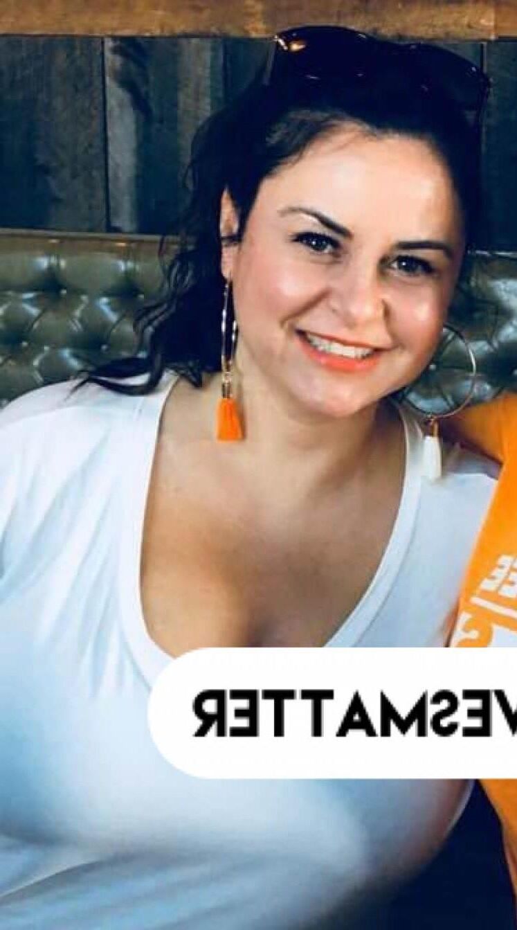 Lauren flashes her tits at the club