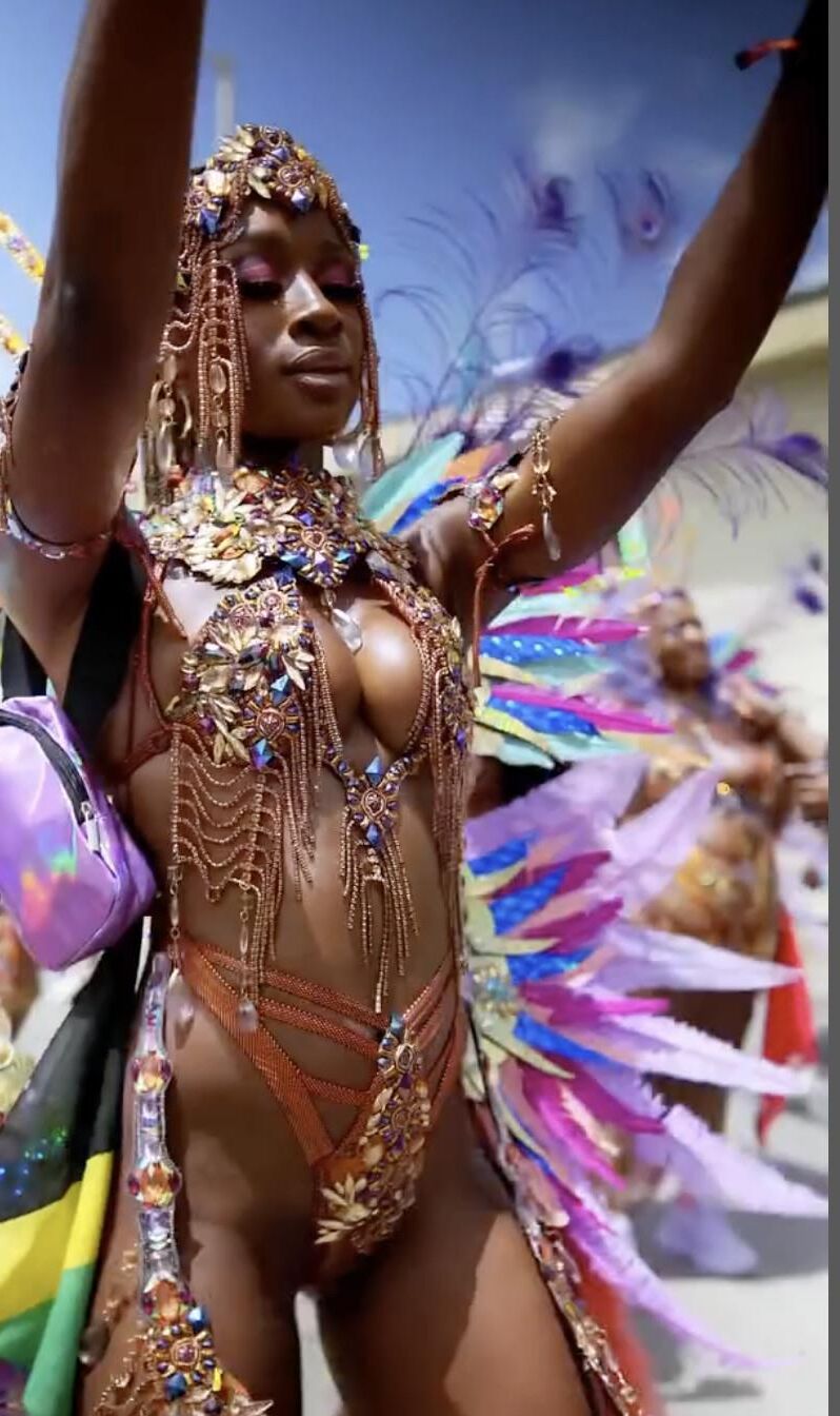 Большая сиська Bajan Girl